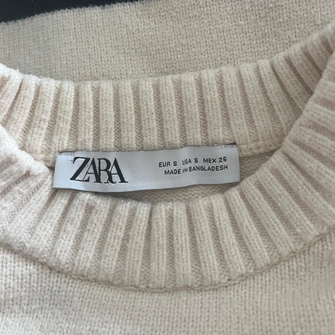 Randig stickad tröja från Zara - 1