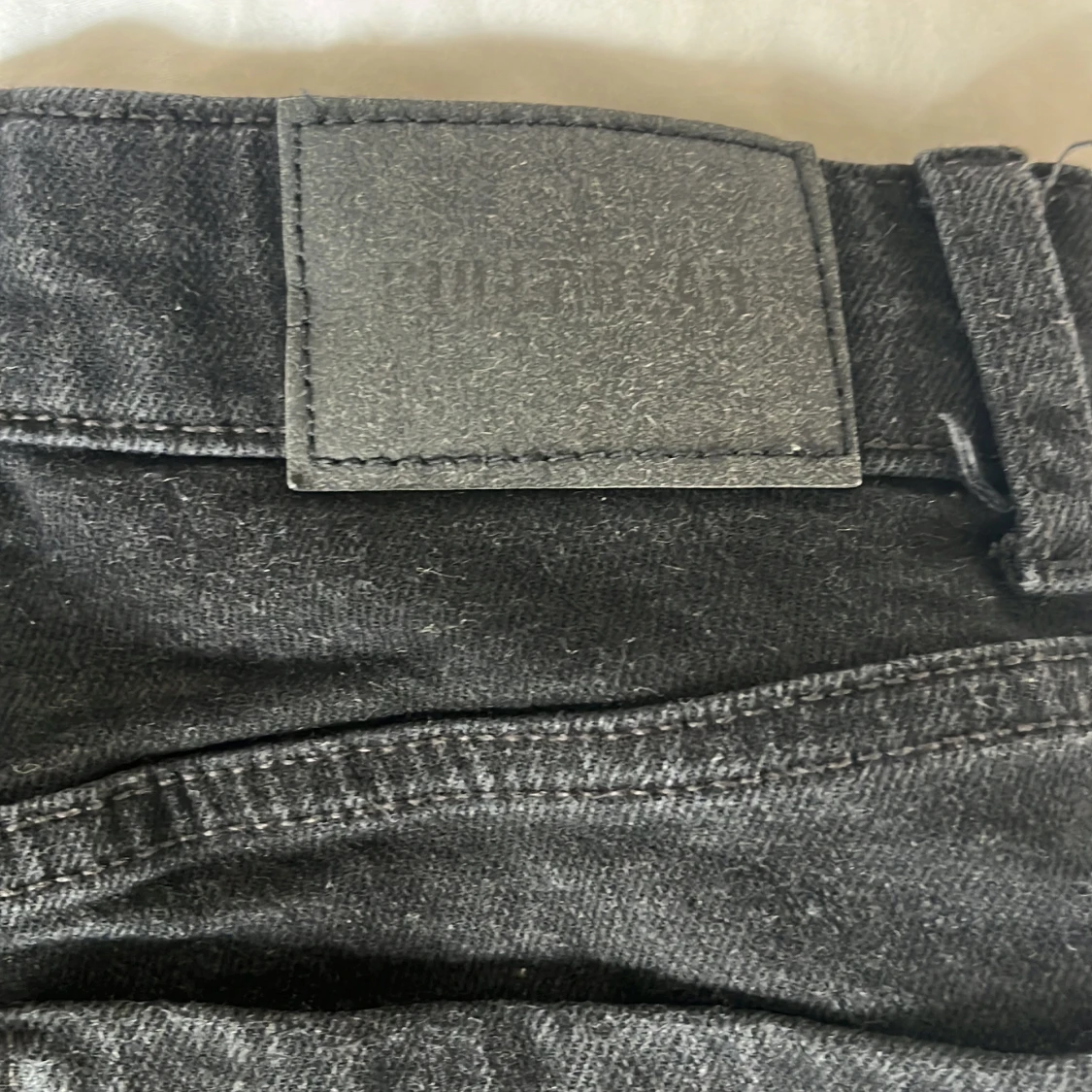 Svarta jeansshorts från Pull&Bear - 3