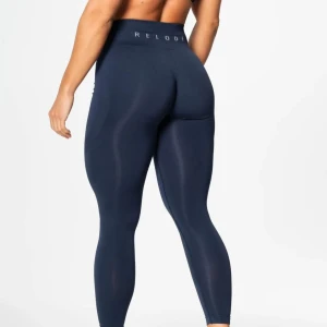 Relode träningstights - Relode seamless tights i blå färg. Använd 1 gång så precis som nya🙏🏼❤️