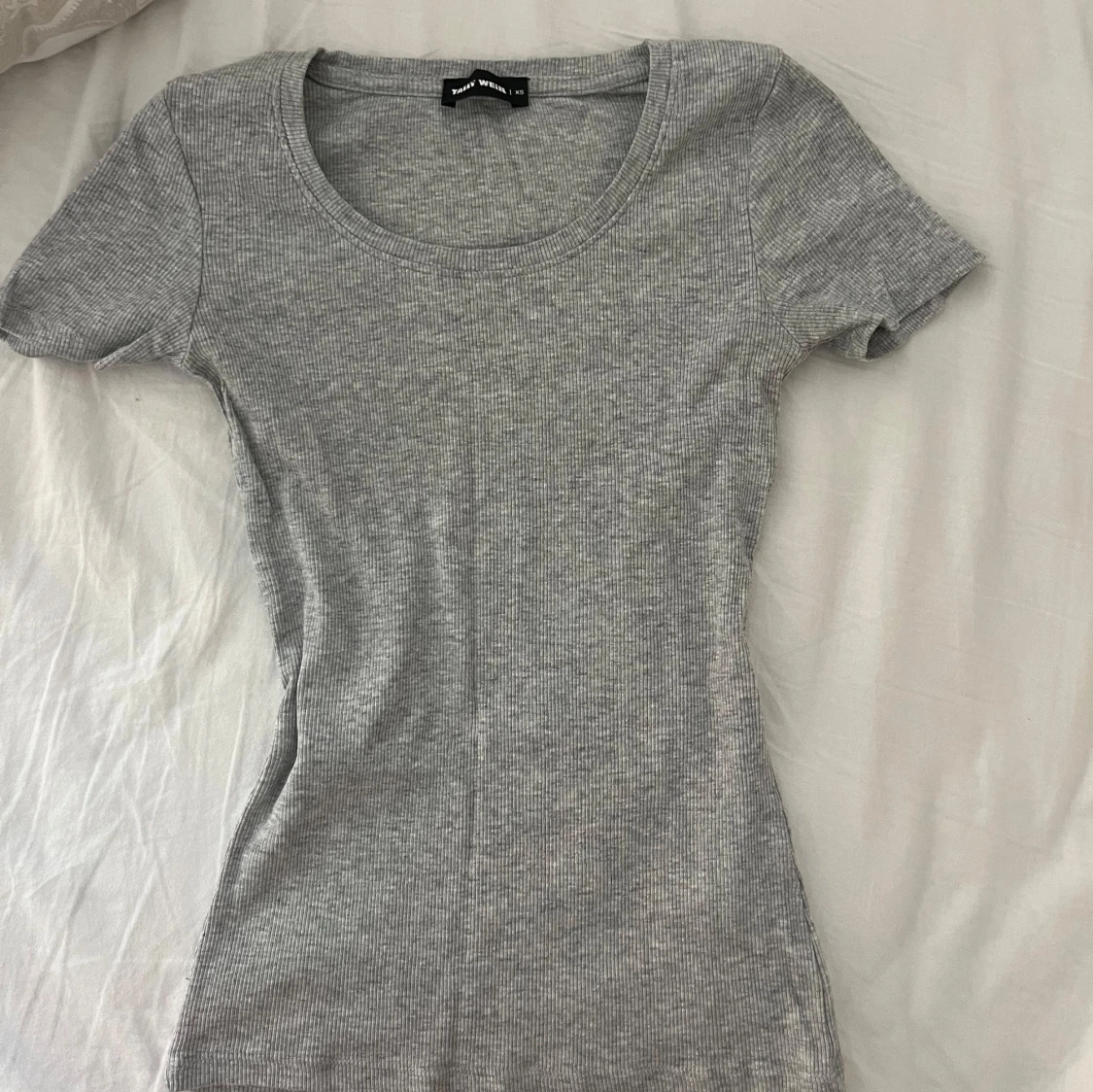 Grå ribbad topp från Tally Weijl - 1