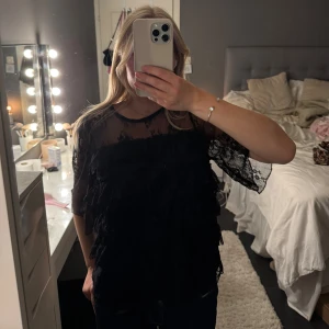 festblus - blus perfekt till fest eller andra tillfällen🩷🥂