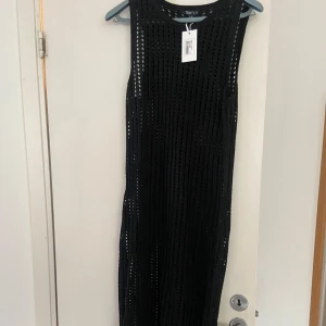 Strandklänning - Jätte fin strandklänning, helt ny och oanvänd. Köpt utomlands🌸 Storlek S-M