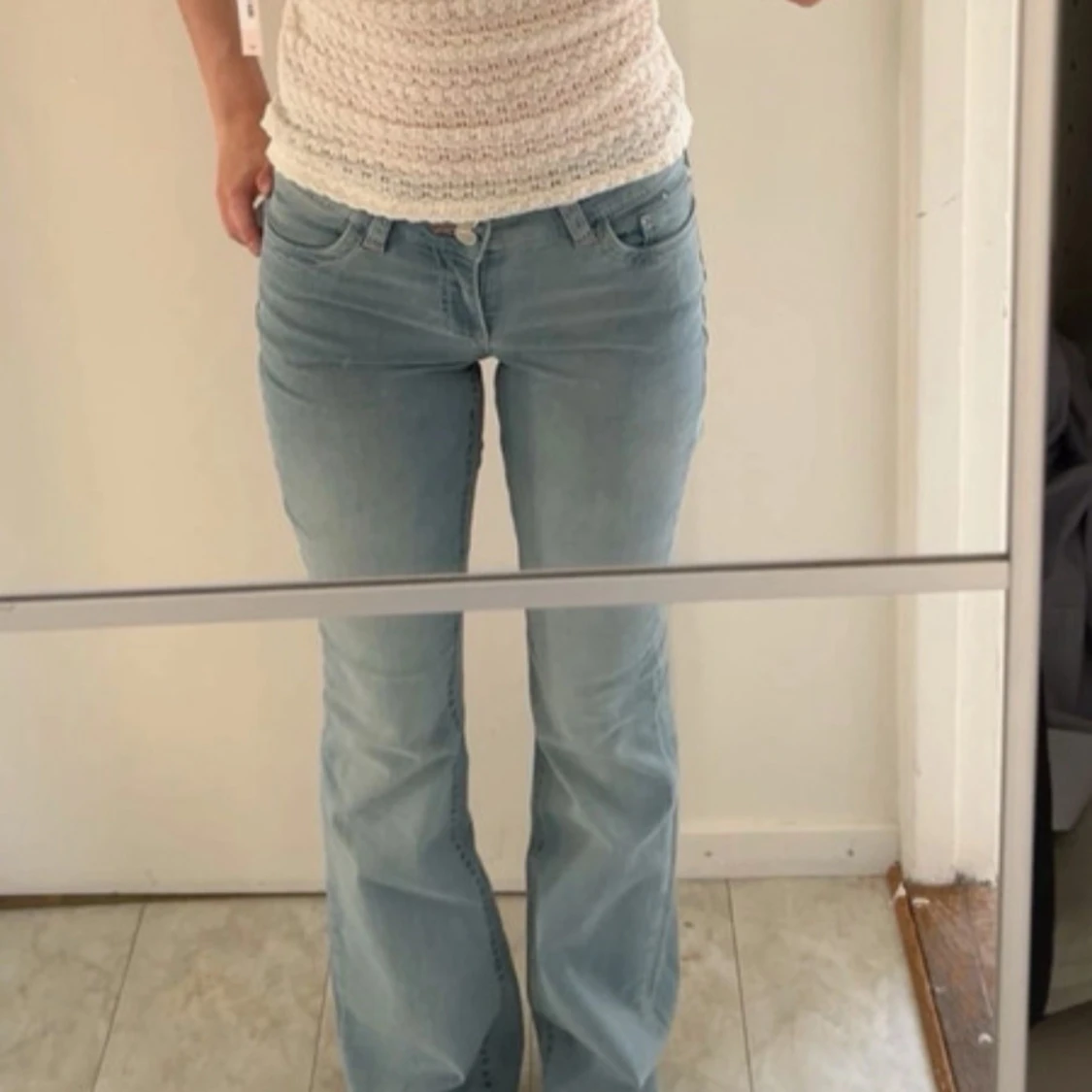 Low waist bootcut stitch jeans