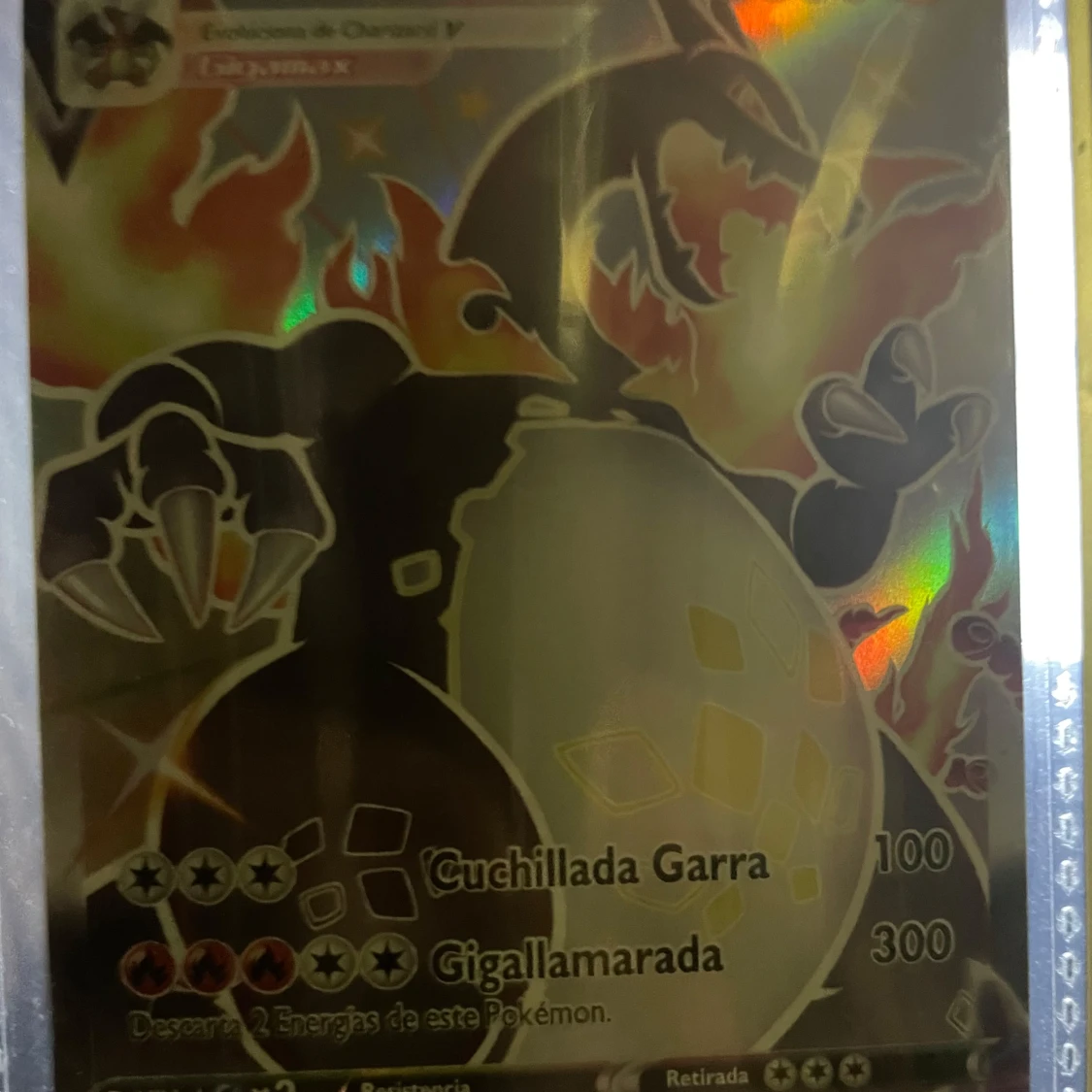 Pokémon Charizard Vmax shiny