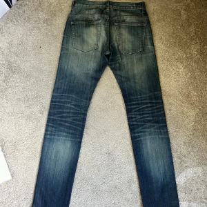 Earnest Sewn selvedge jeans - Storlek 28/32 men passar 29 i midjan. Slim fit. Hör av dig vid frågor kan gå ner i pris vid smidig affär!🙌🏽