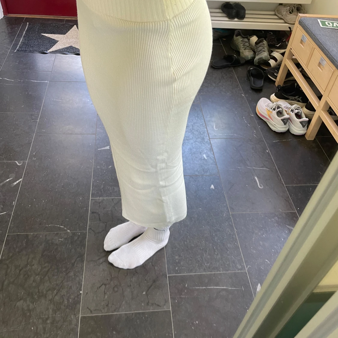 Vit ribbad långkjol från H&M Divided - 1