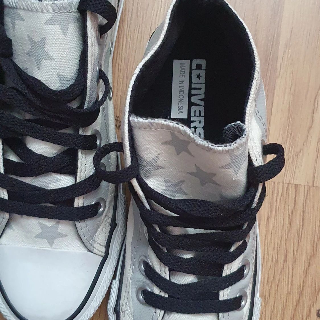 Converse All Star med stjärnor - 2