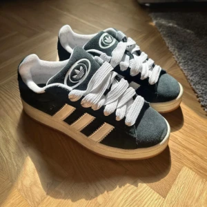 Adidas campus - Använda fåtal gånger men inte min stil därav mycket bra skick