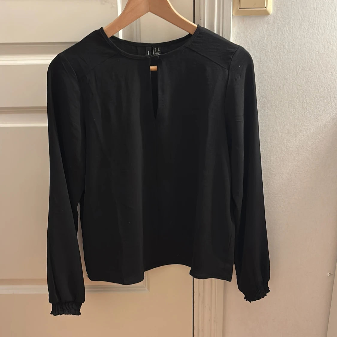 Svart blus från Vero Moda XS
