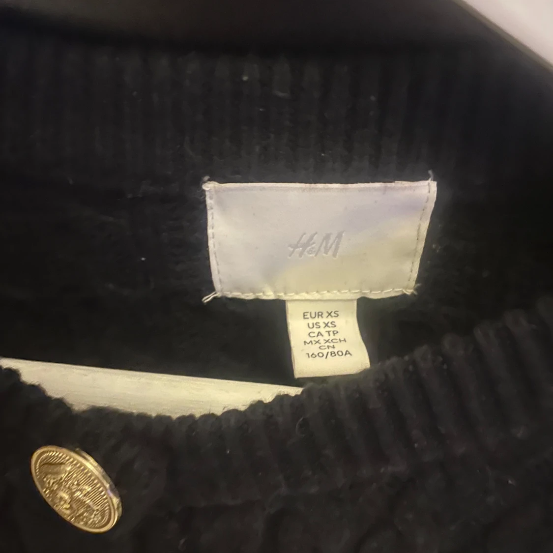 Svart kabelstickad kofta från H&M - 2