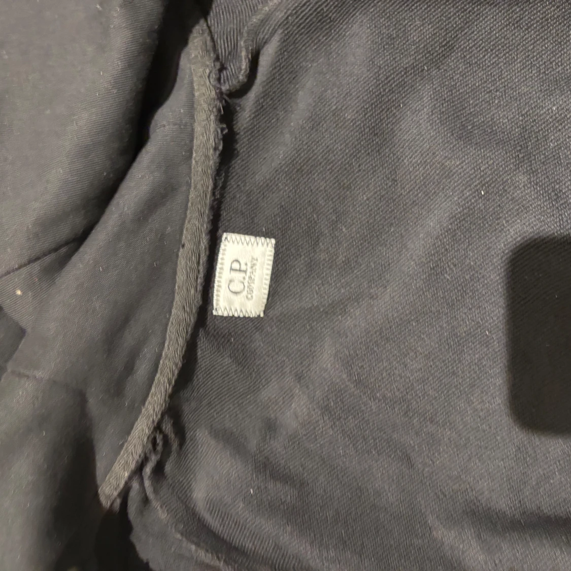 Svart C.P. Company bomberjacka med goggles - 4