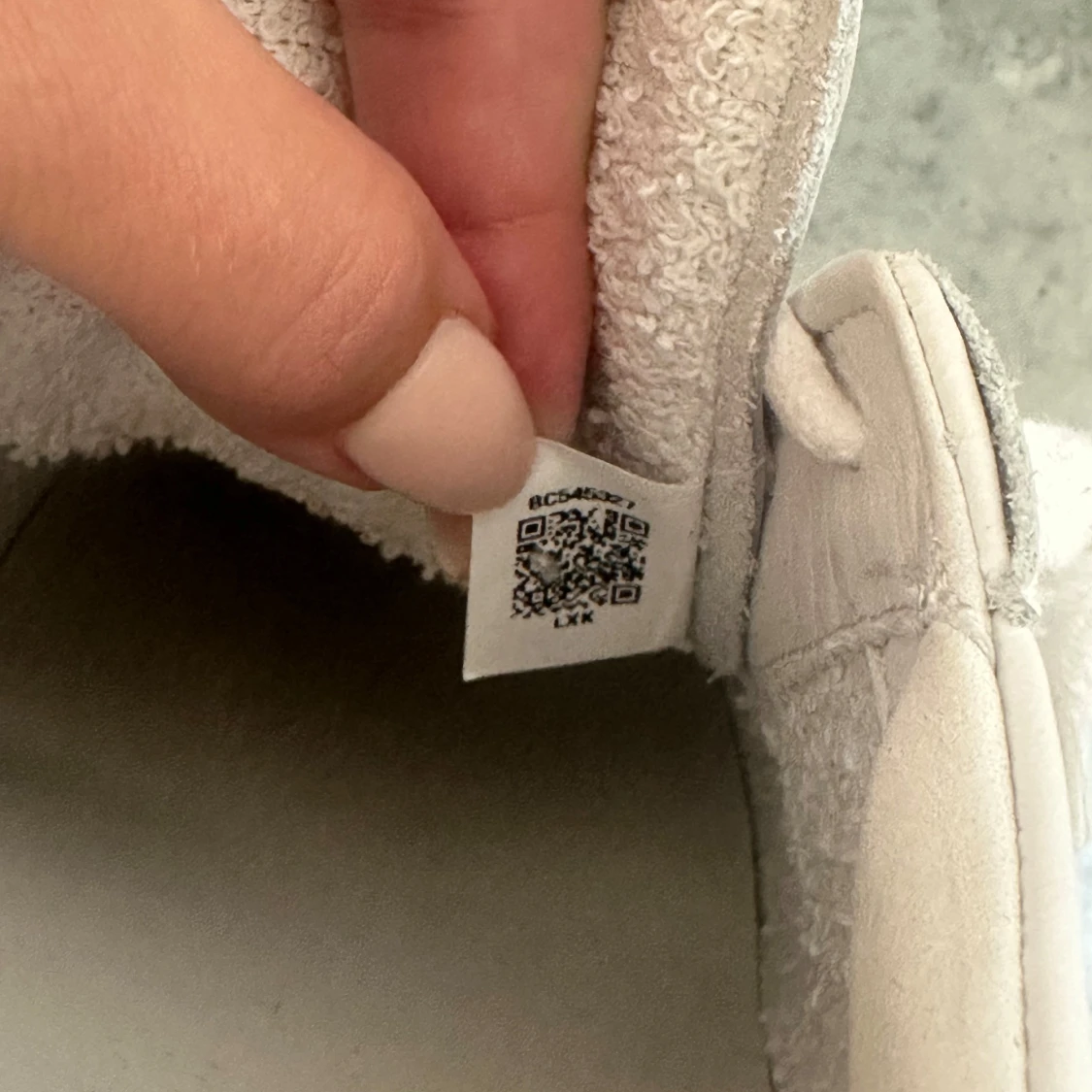 Philippe Model vita sneakers med leoparddetalj - 1