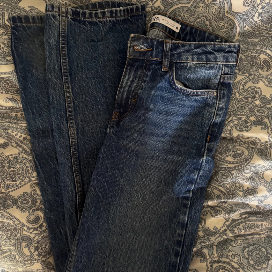 Blå raka jeans från Zara, strl 32