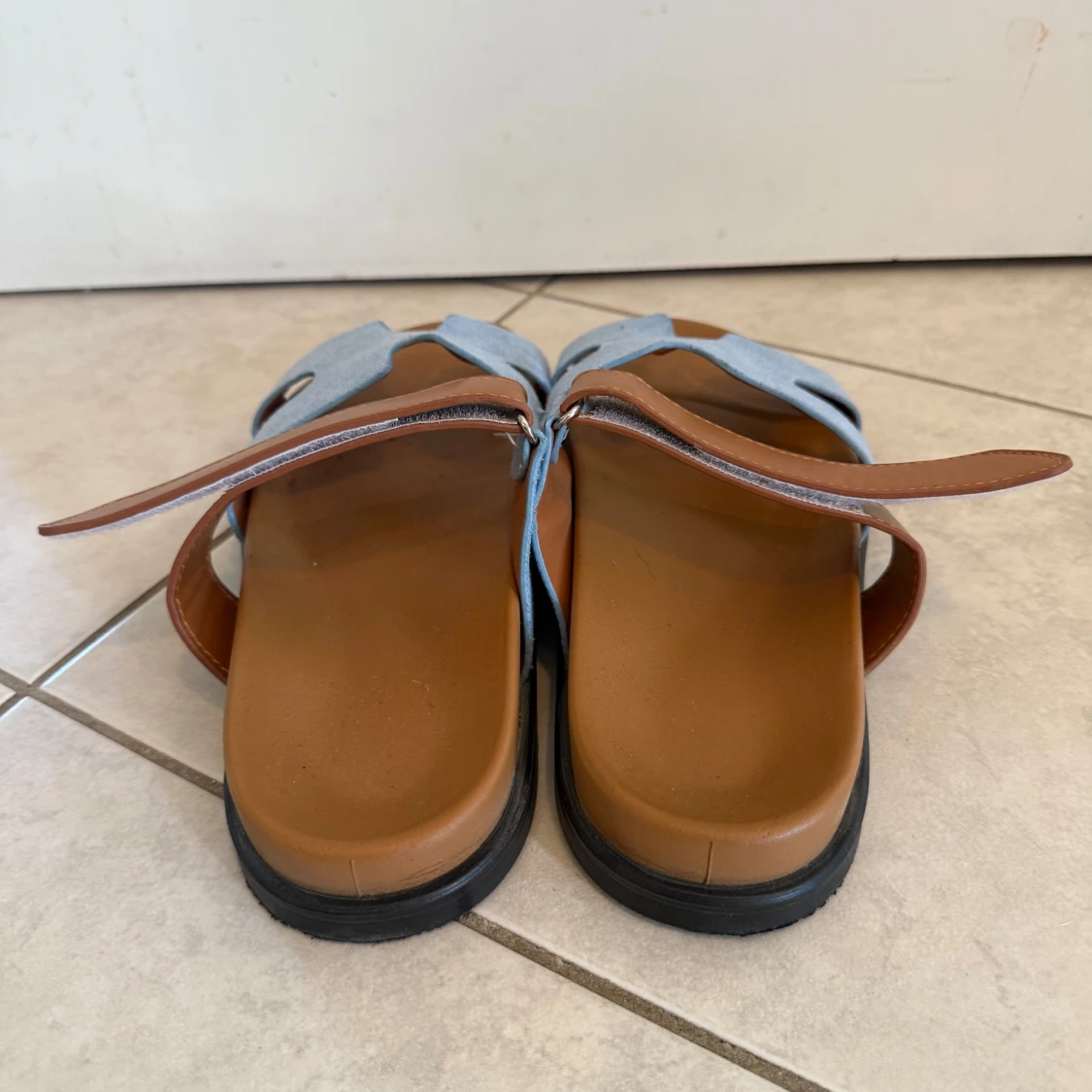 Bruna och ljusblå sandaler strl 41 - 1