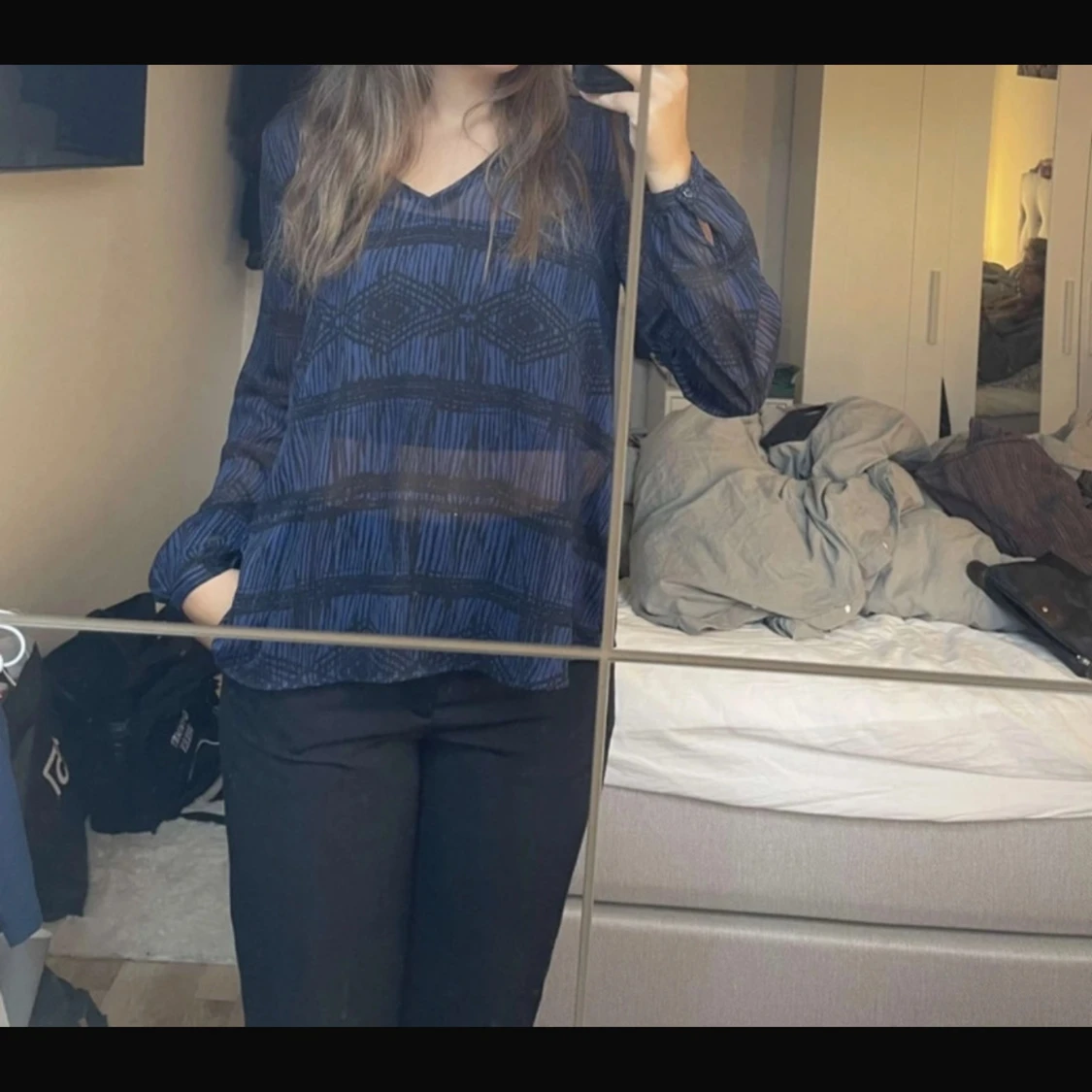 Blå mönstrad blus från Kappahl - 2