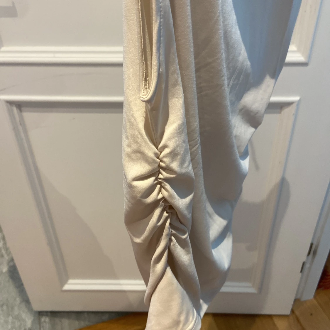 Beige omlott topp från H&M XS - 3