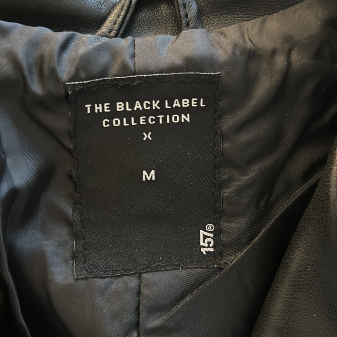 Svart skinnjacka från The Black Label - 2