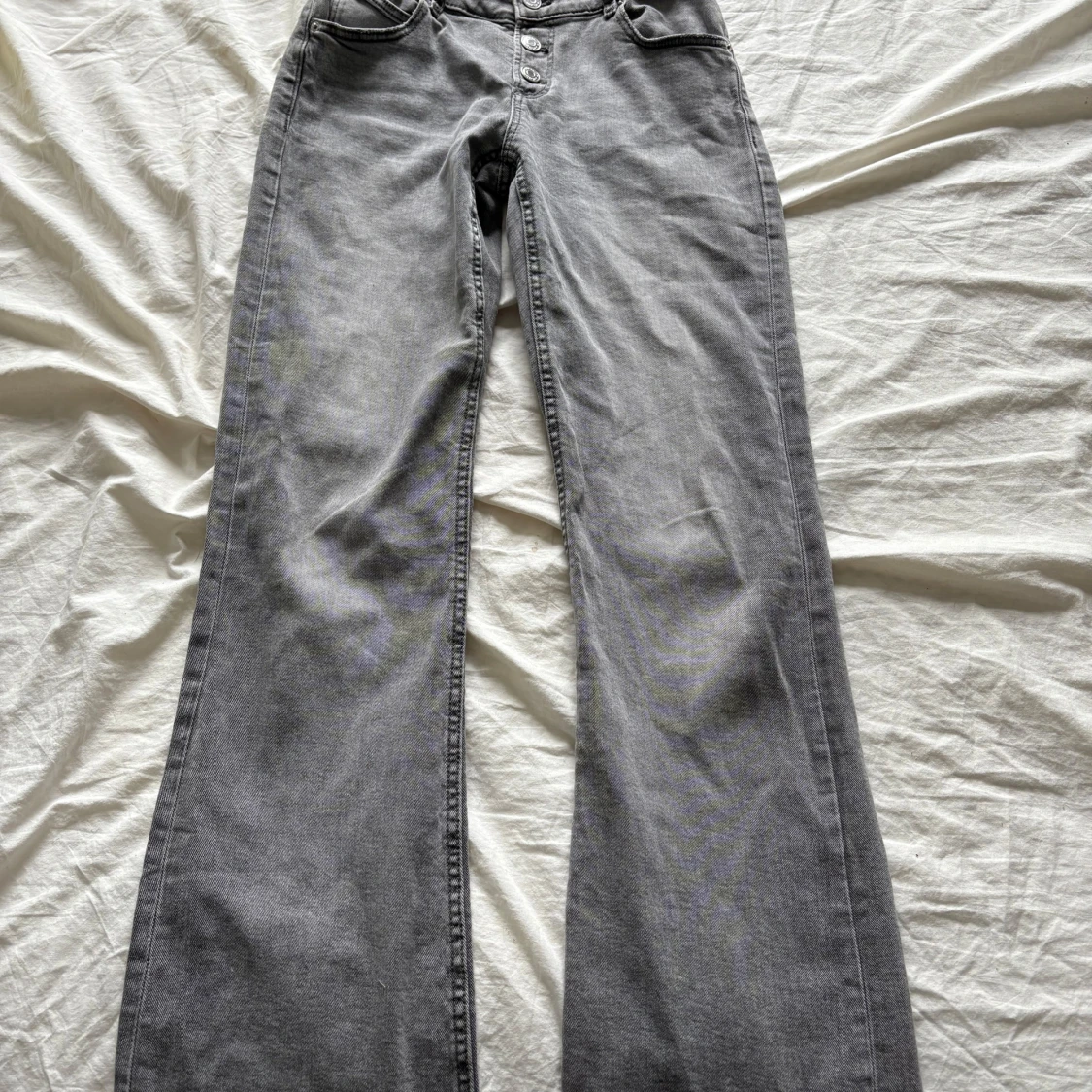 Low waist bootcut jeans