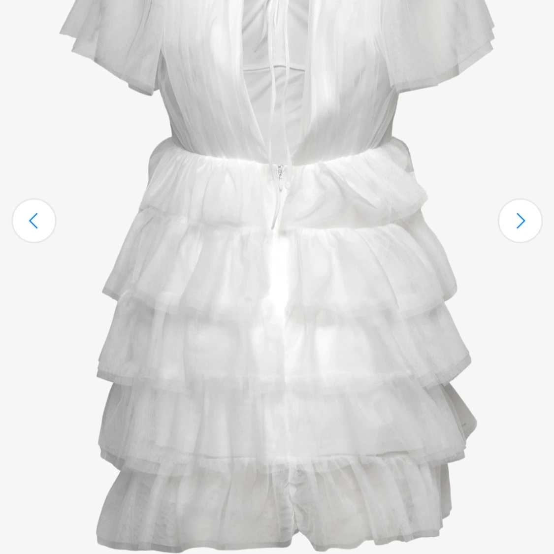 Vit kort klänning med volanger - 2