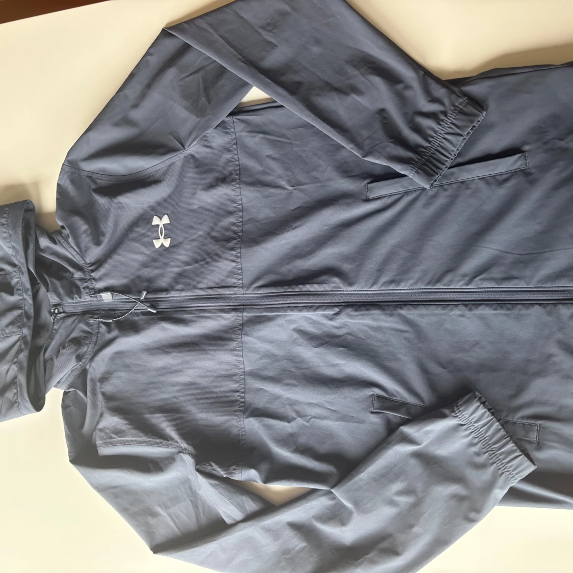 Blå/grå vindjacka från Under Armour stl S - 3