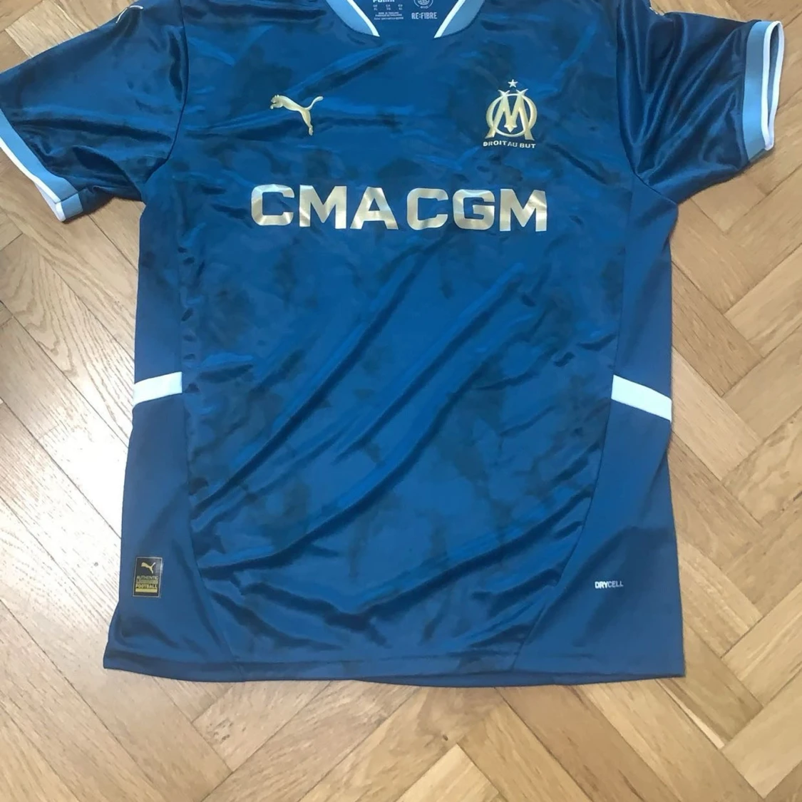 Blå fotbollströja från Puma