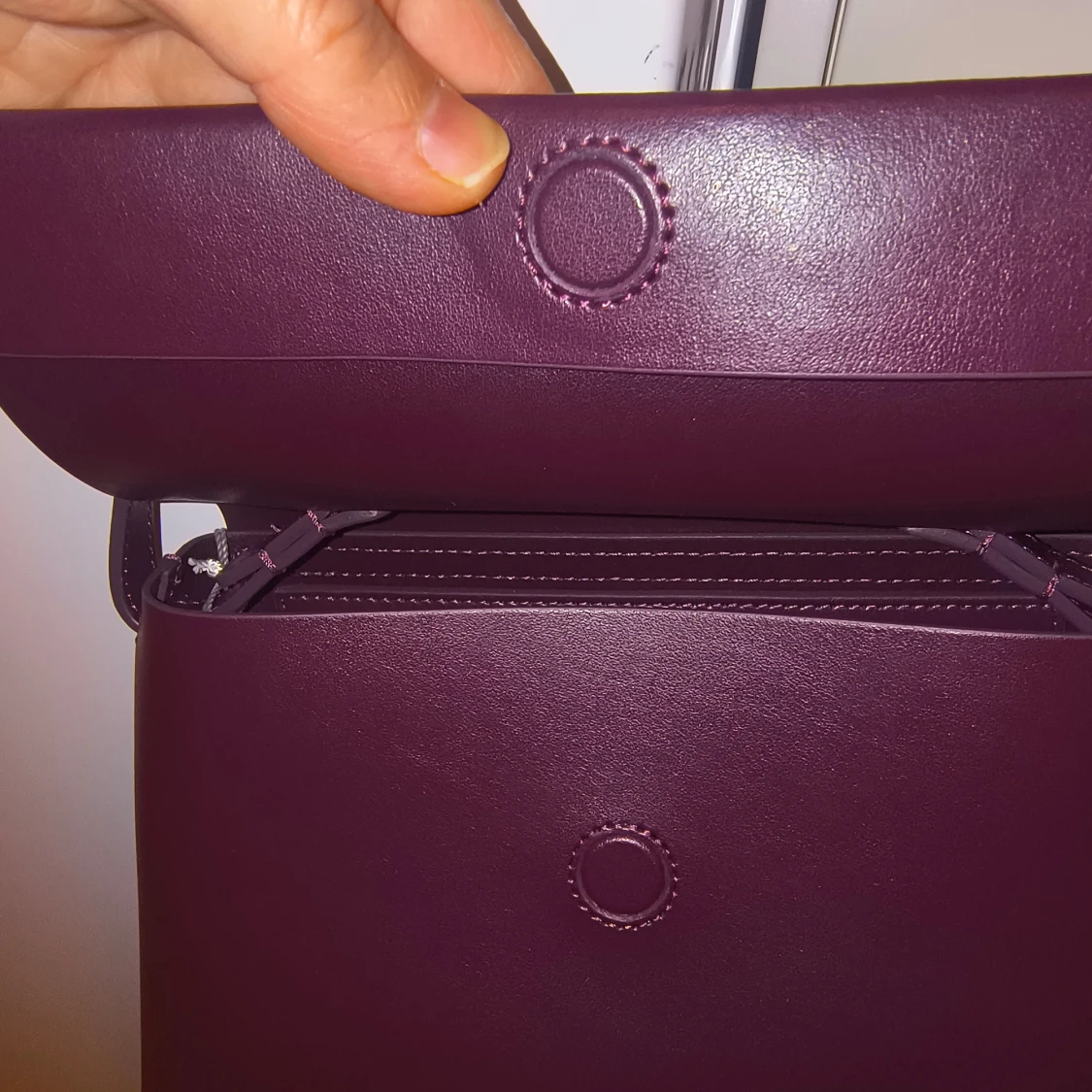 Lila axelväska i skinn - 3