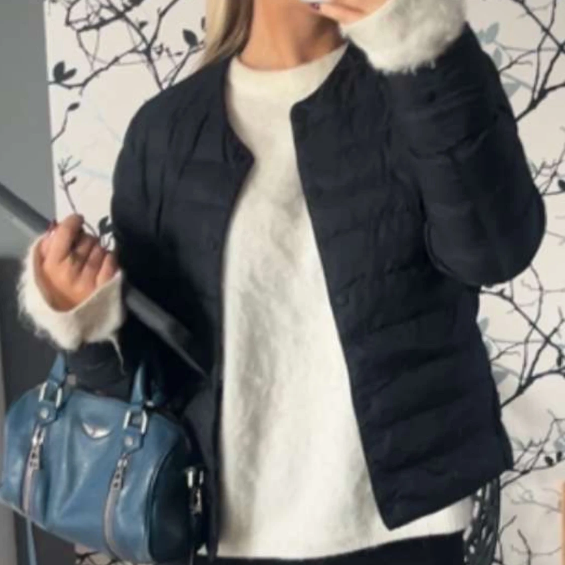 Svart quiltad jacka