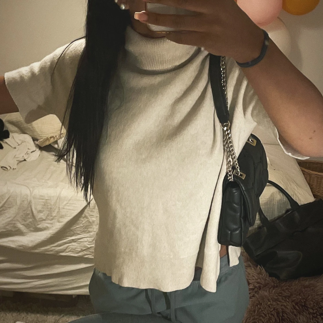 Beige croppad stickad polotröja