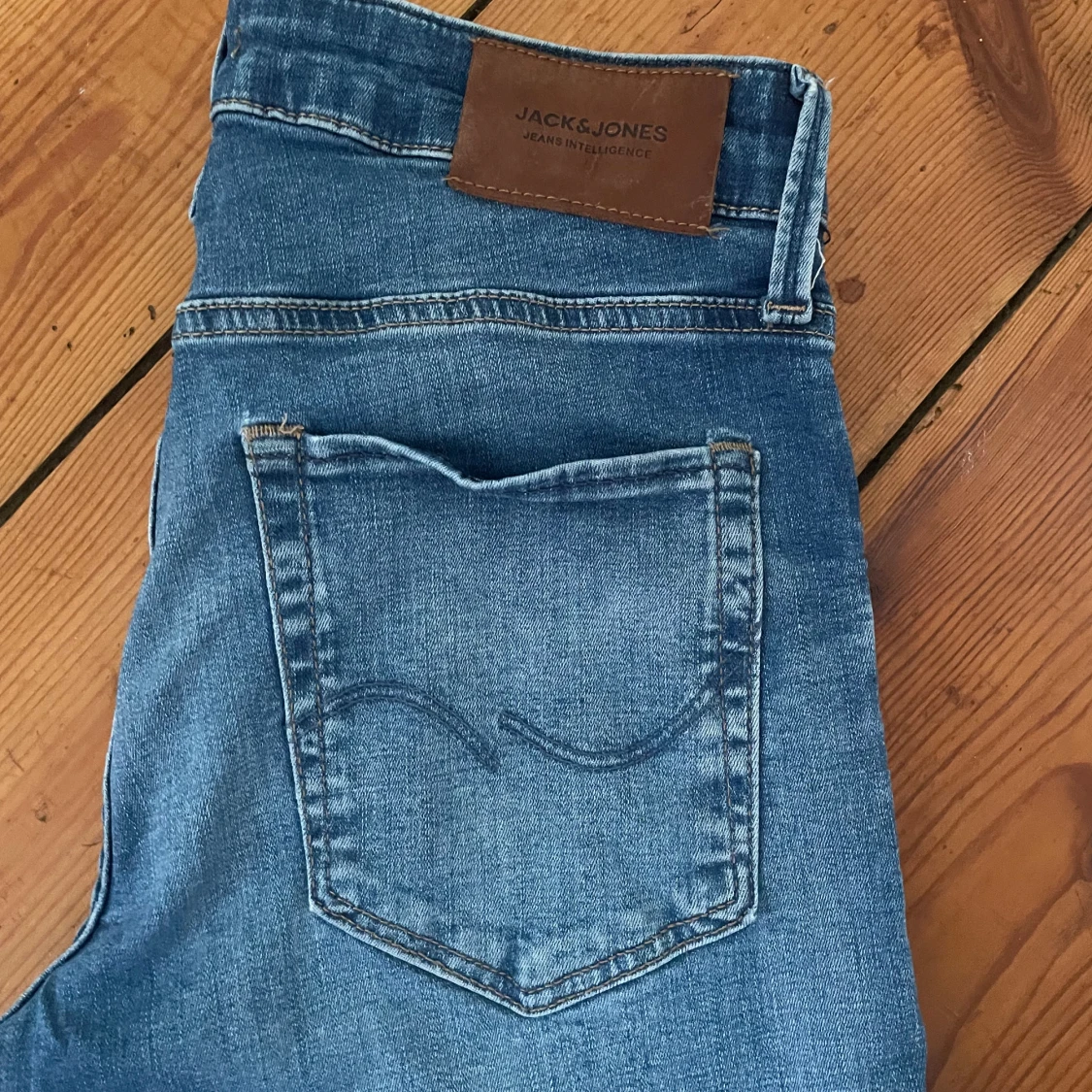 Blå jeans från Jack & Jones - 2