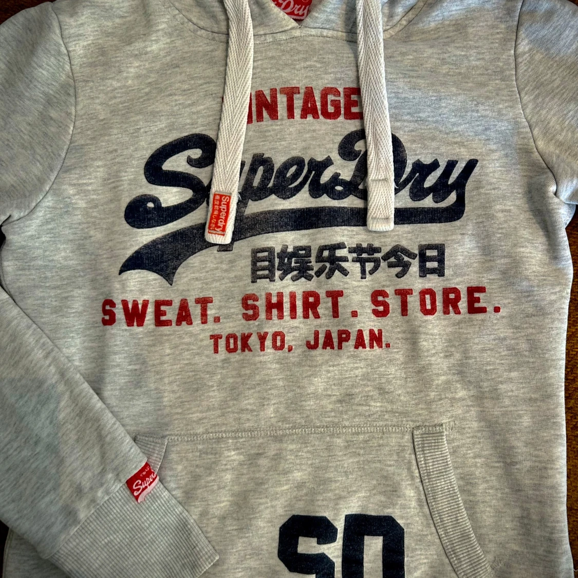 Grå superdry hoodie - 1