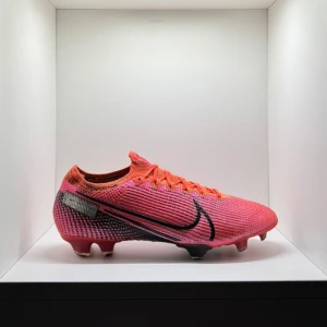 Nike Mercurial Vapor 13 - Nike Mercurial Vapor 13 Elite FG “Future lab”🧬, Skick- 7.5/10
