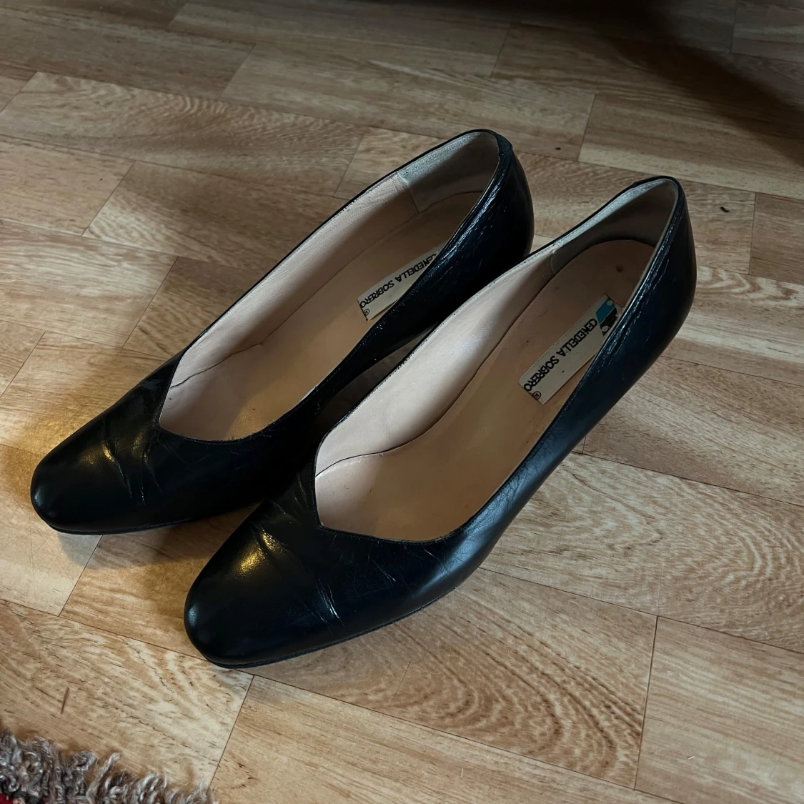 Vintage svarta klackskor - 2