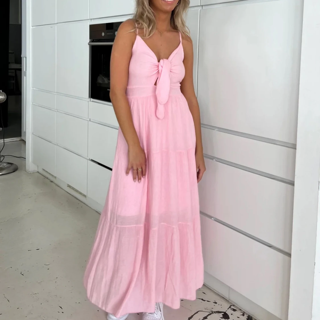 Ny! Rosa långklänning med knyt