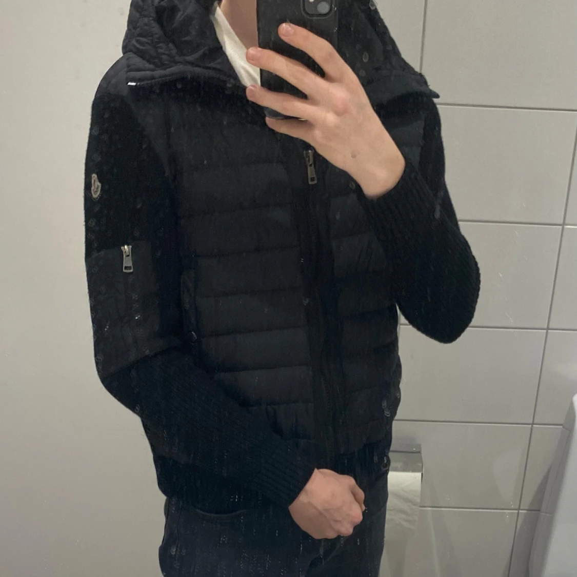Svart jacka från Moncler - 1