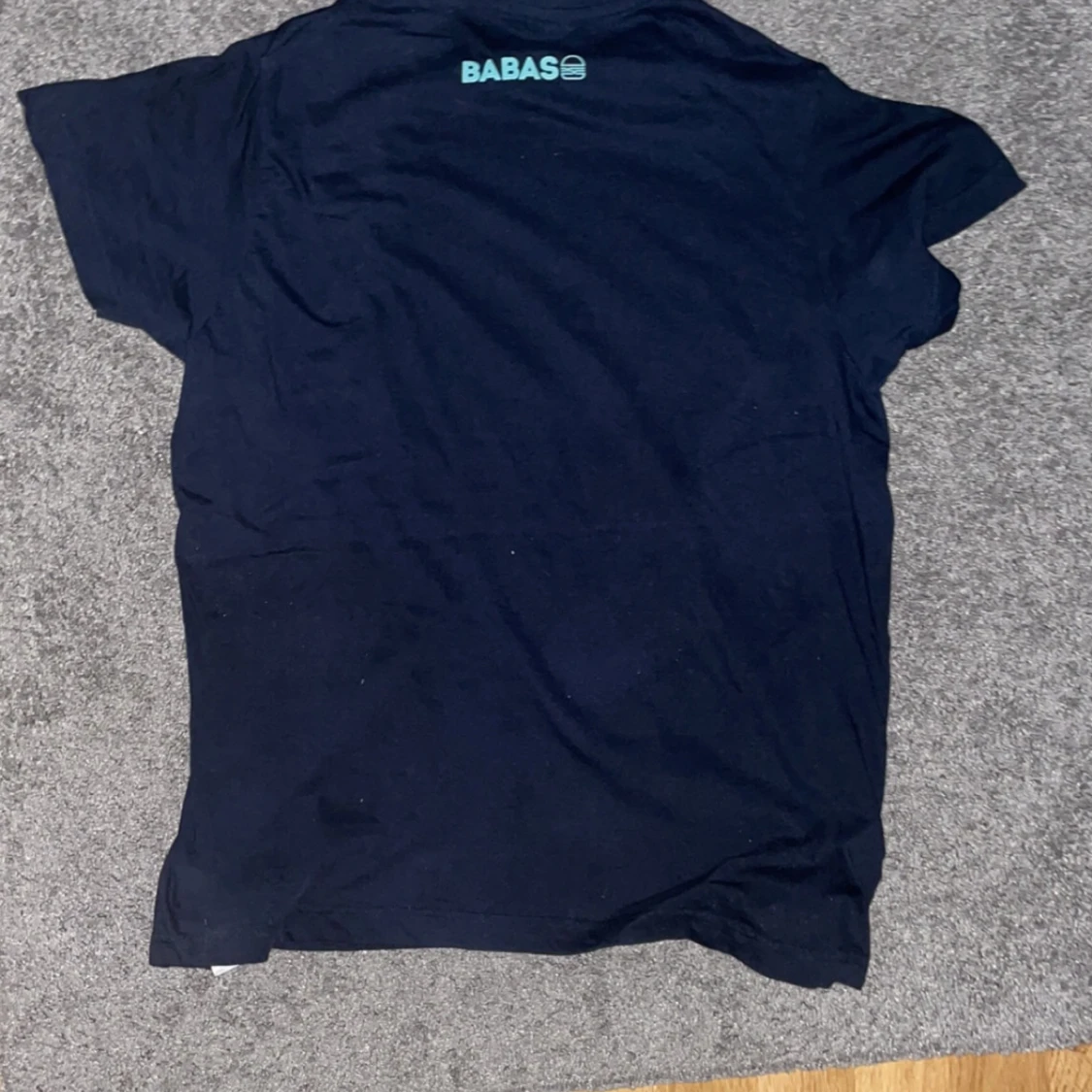 Svart t-shirt från Babas  - 1