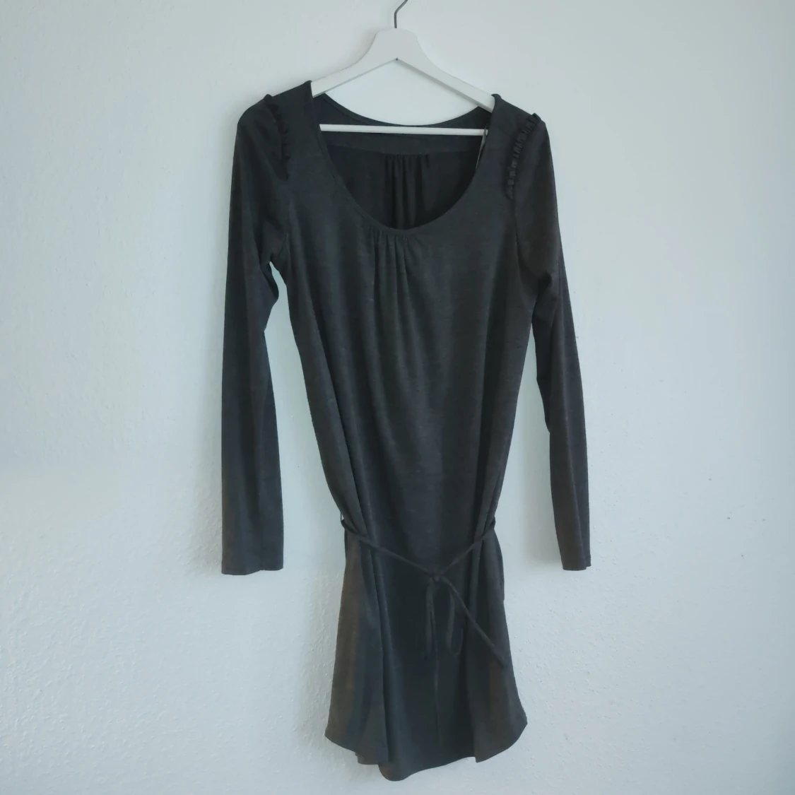 Svart klänning från Zara Basic