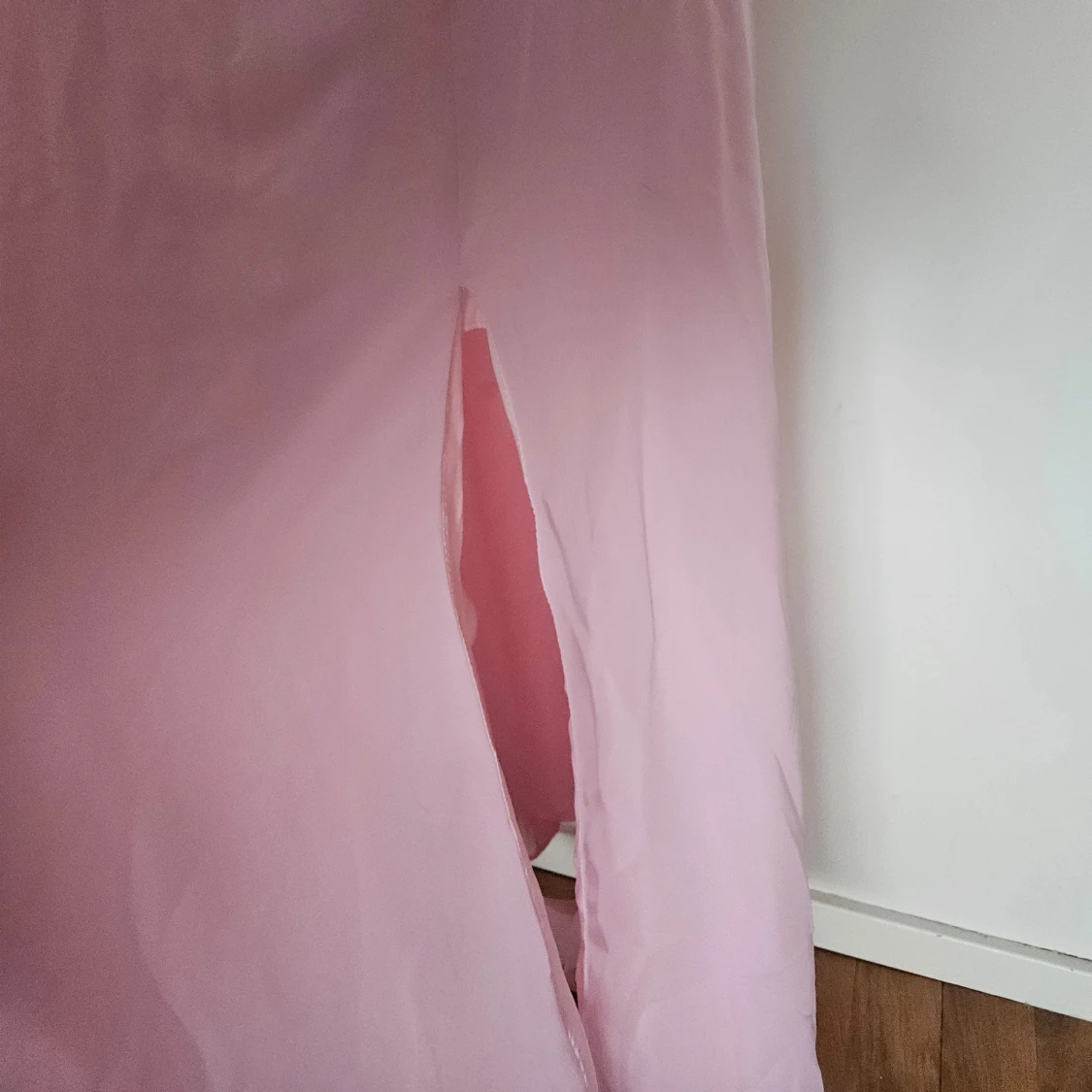 Rosa balklänning med slits  - 2