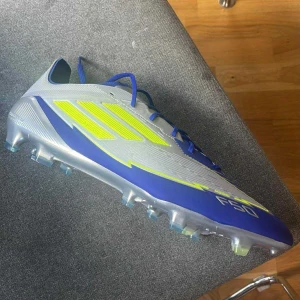 Adidas F50 Messi  - Storlek 46