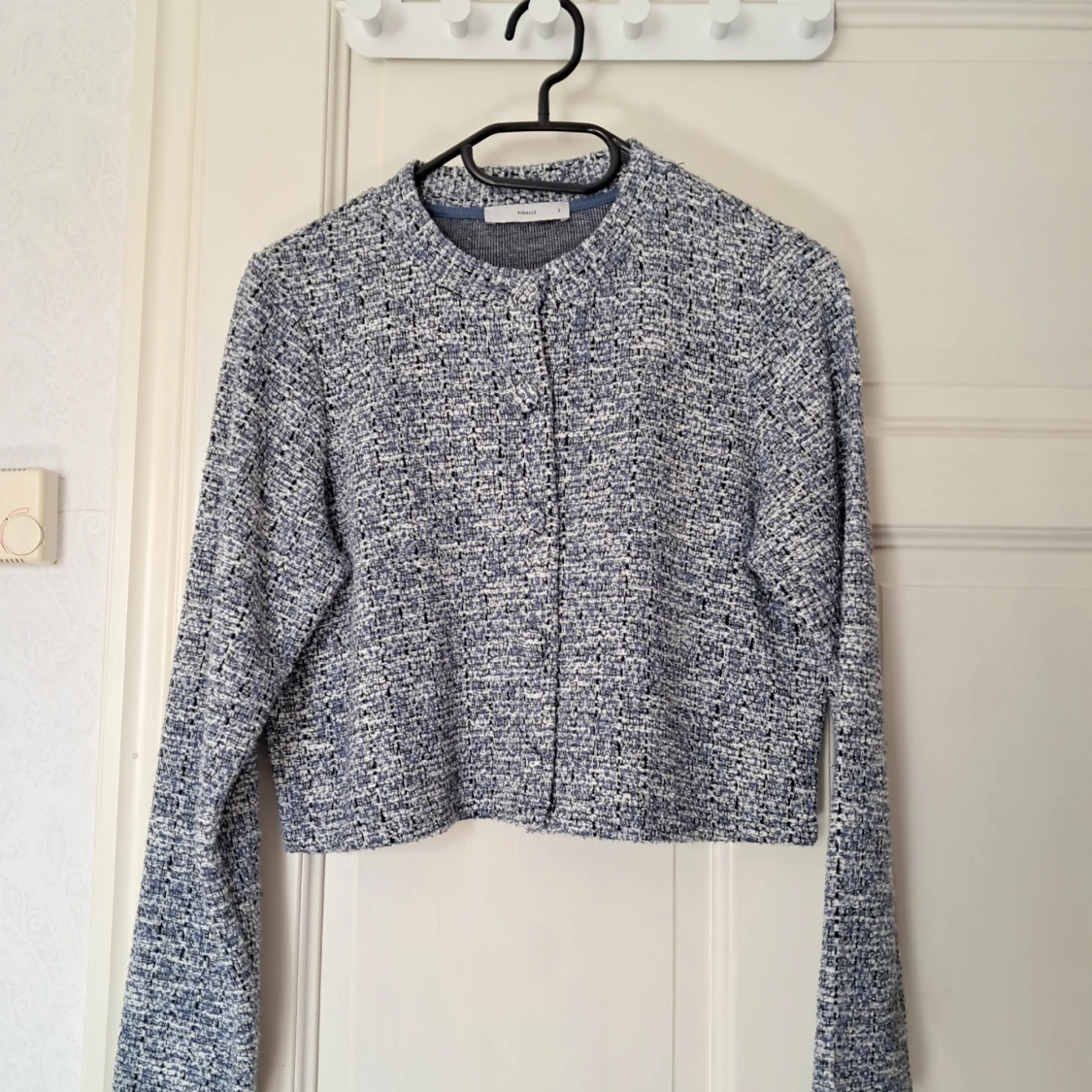 Glittrig blåvit cardigan från ONLY - 1