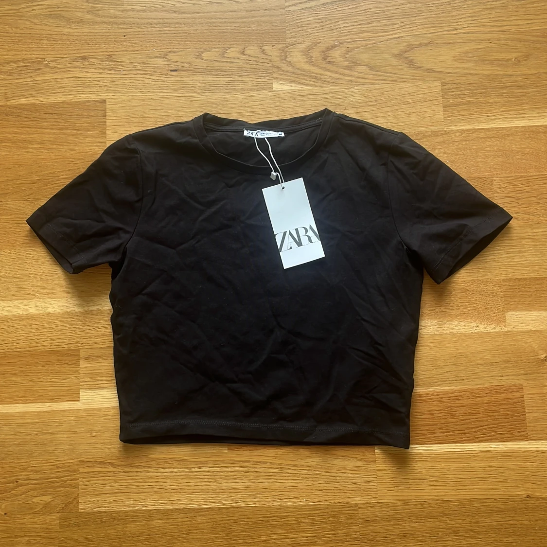 Svart croppad topp från Zara