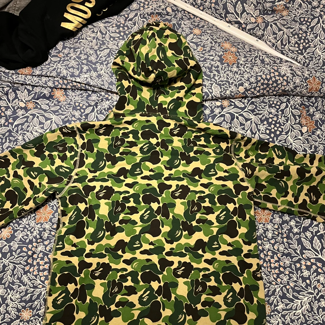LIMITED BAPE x UNDEFEATED  - 3