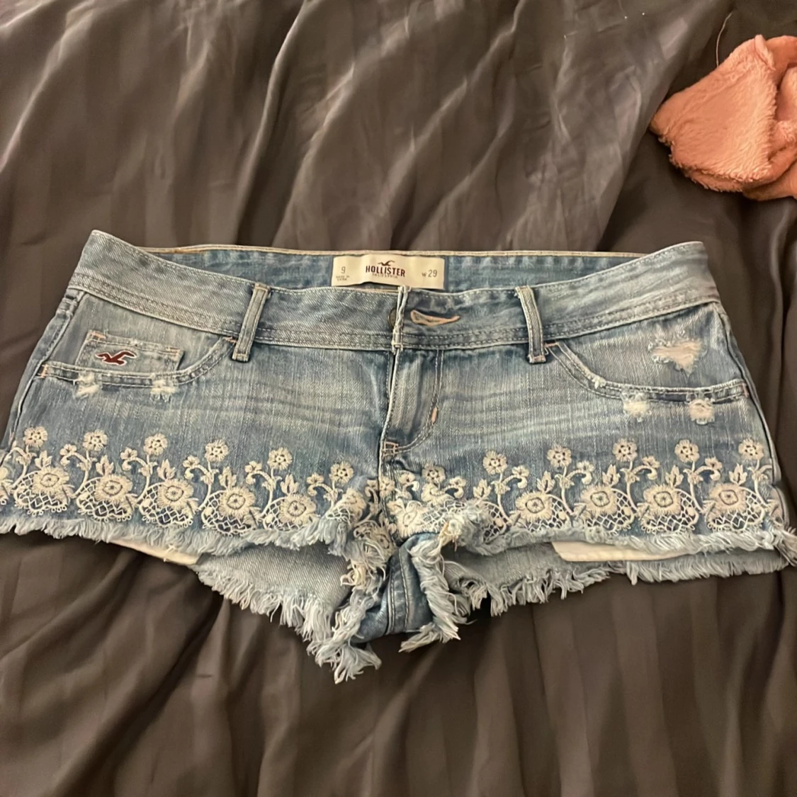 Lågmidjade jeanshorts!
