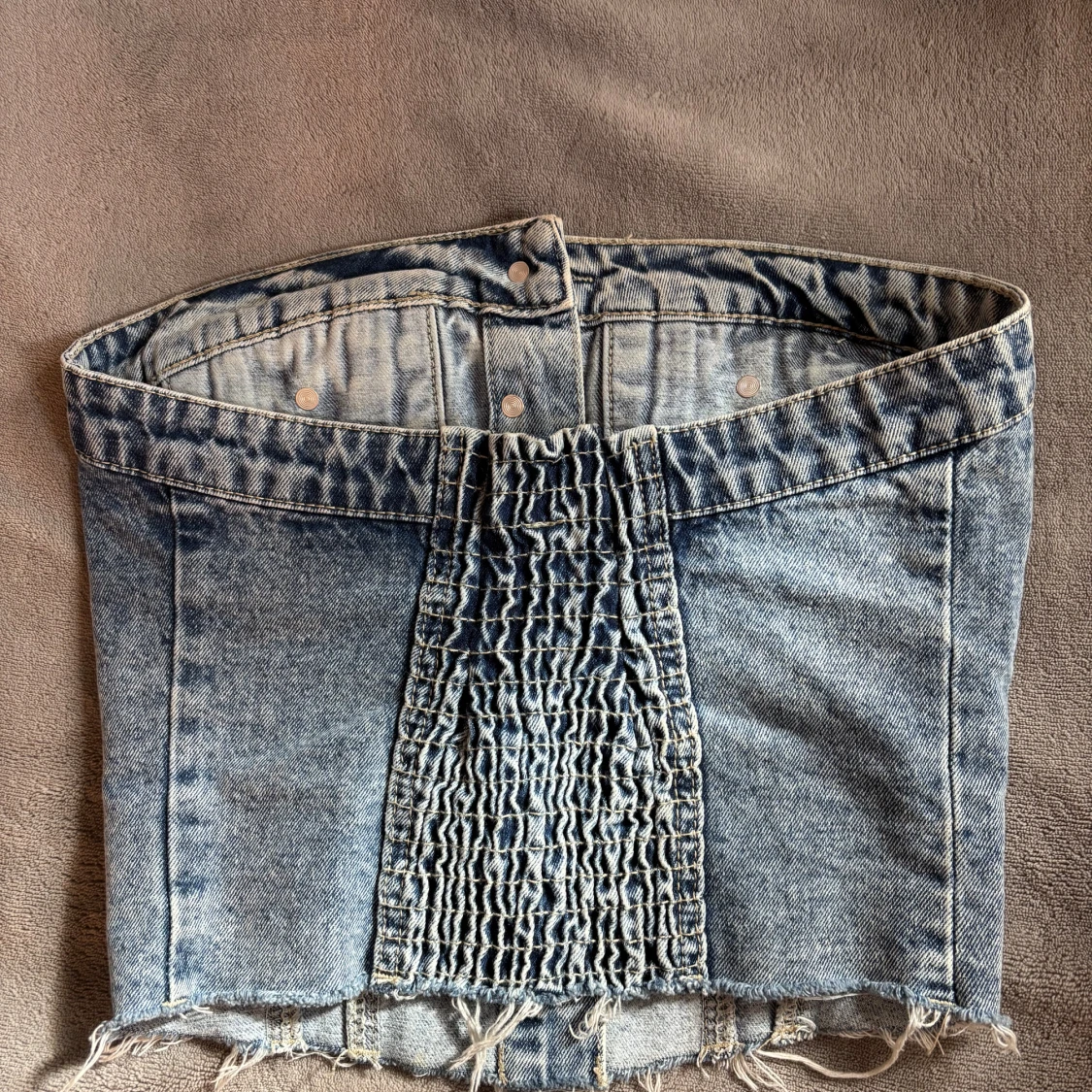 Jeans tubtopp med knappar - 3