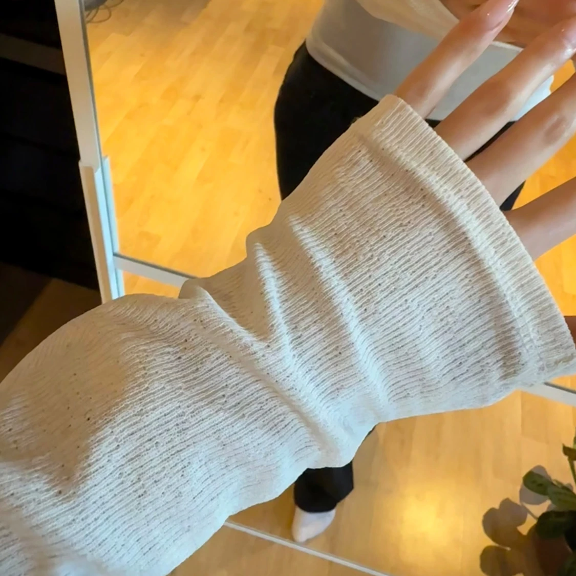 Vit långärmad topp - 1