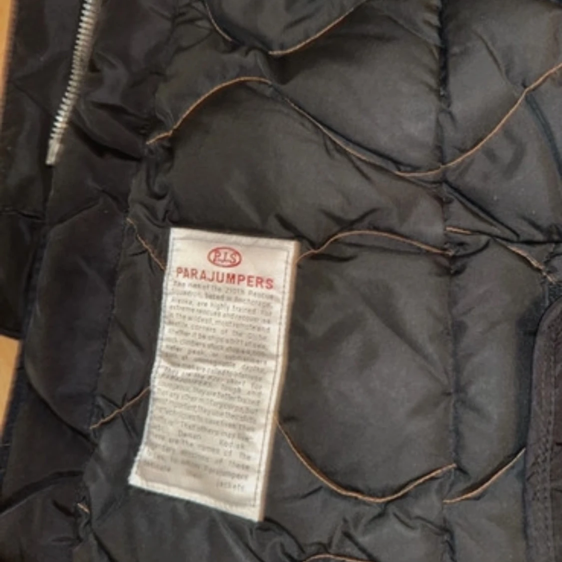 Svart parkajacka från Parajumpers - 3