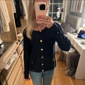 Stockholm LM kofta marinblå - Marinblå Stockholm LM kofta, i fint skick!