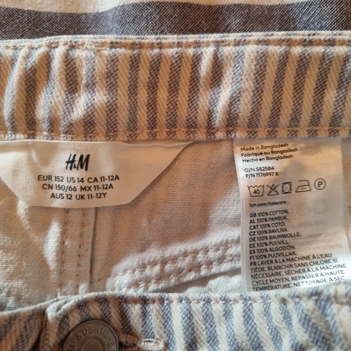 Randiga cargobyxor från H&M - 2