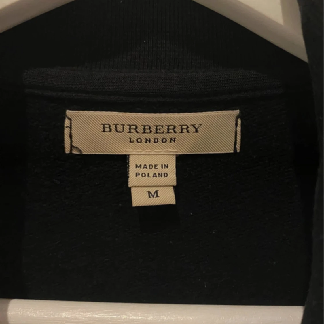 Burberry zip - 4