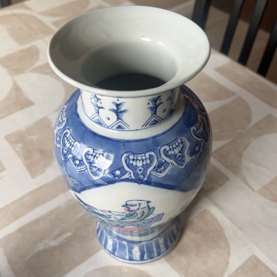 Blåvit vas med fågel- och blommotiv - 3