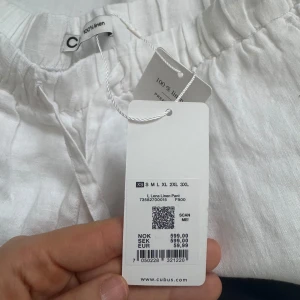 Linnebyxor  - Säljer nu dessa linnebyxor, helt nya prislappen sitter kvar!🌺